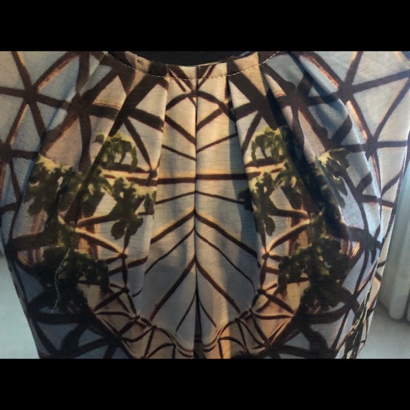 Sleeveless mid-length dress - Picture 7 of 7